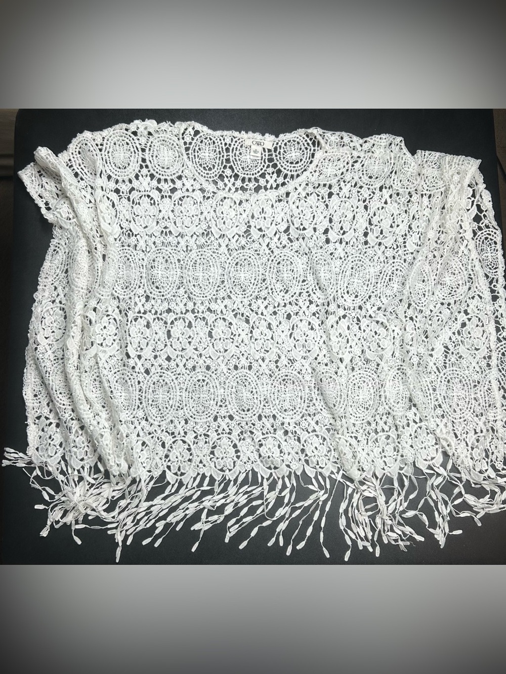 Cato Fashions Women’s Size XL White Crochet Lace Fringe Poncho Top - Picture 5 of 5